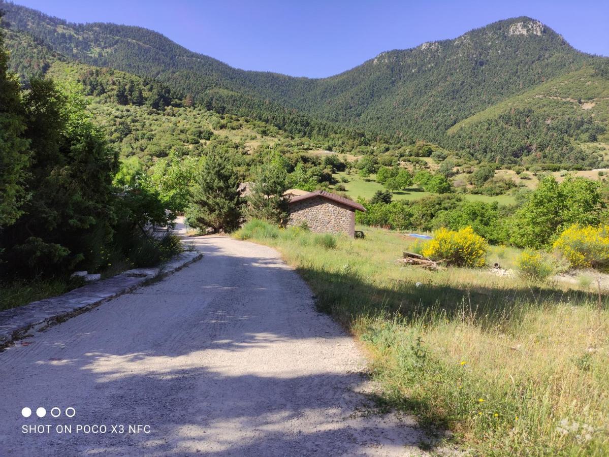 Oneiropagidasuites Калаврита Екстер'єр фото